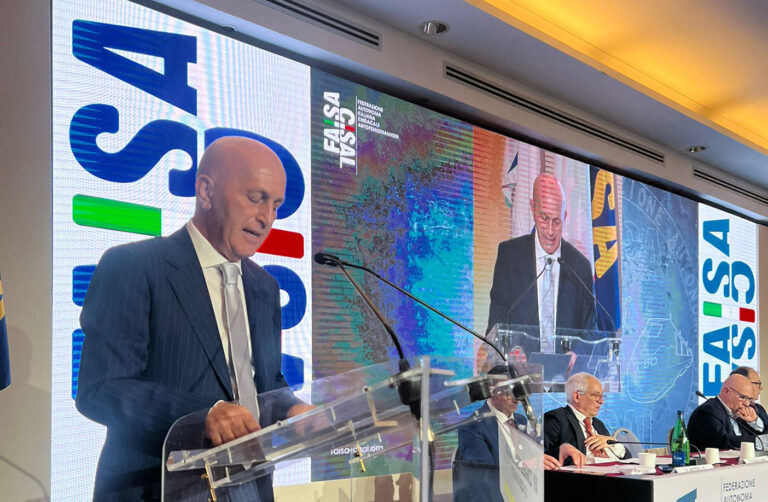 XIV Congresso Nazionale. Relazione di Mauro Mongelli